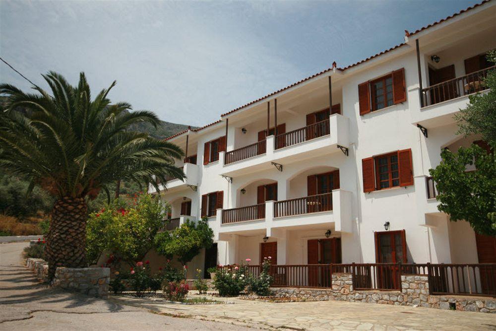 Venetia Apartments Monemvasía Exterior foto